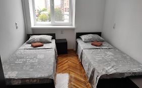 Дешеві кімнати біля парку